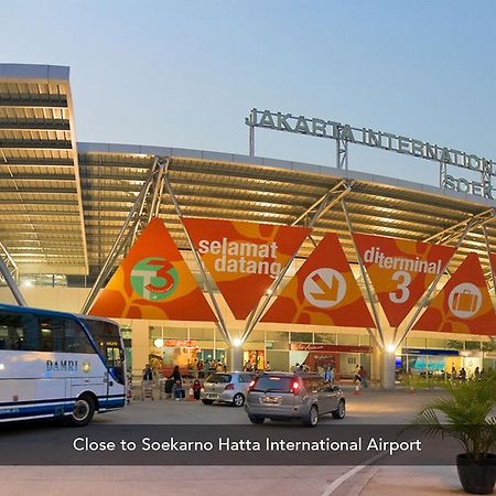Zen Rooms Basic Tangerang Aeropolis Экстерьер фото