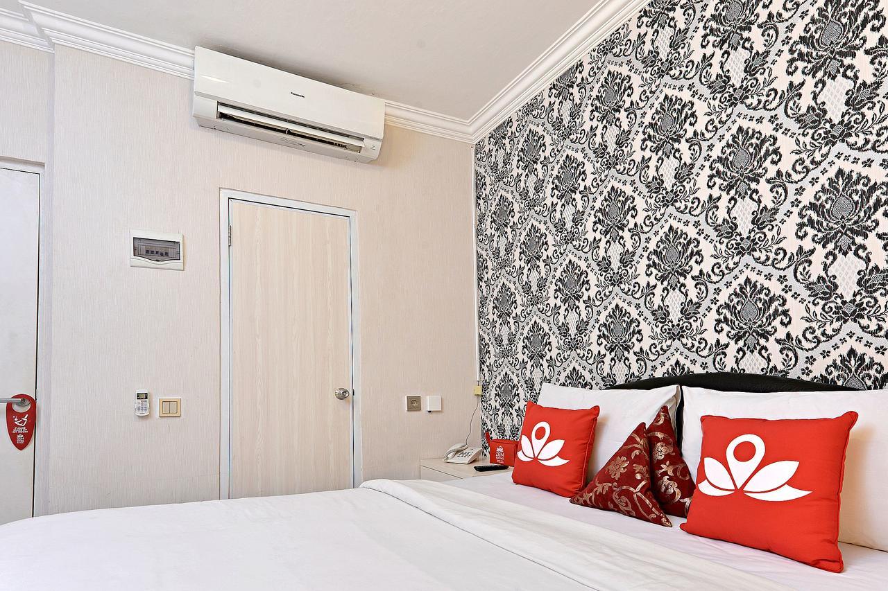 Zen Rooms Basic Tangerang Aeropolis Экстерьер фото